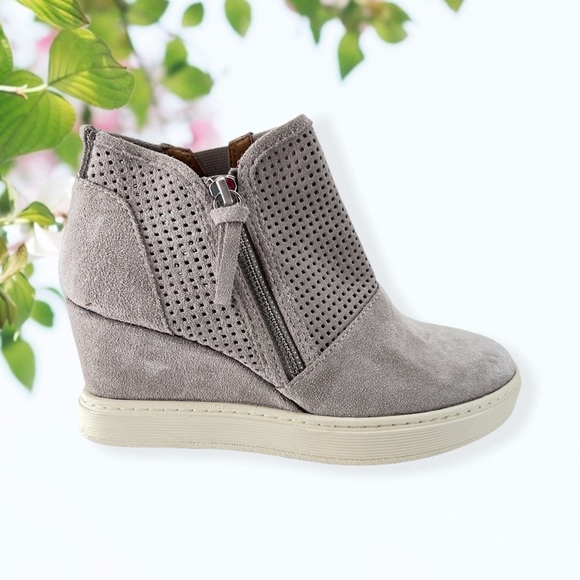 Sofft Shoes - Sofft Gray Suede Wedge Bootie